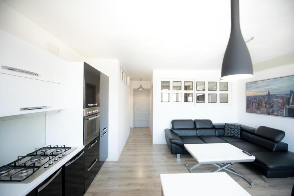 Loft 51 Apartment ออลเบีย ภายนอก รูปภาพ