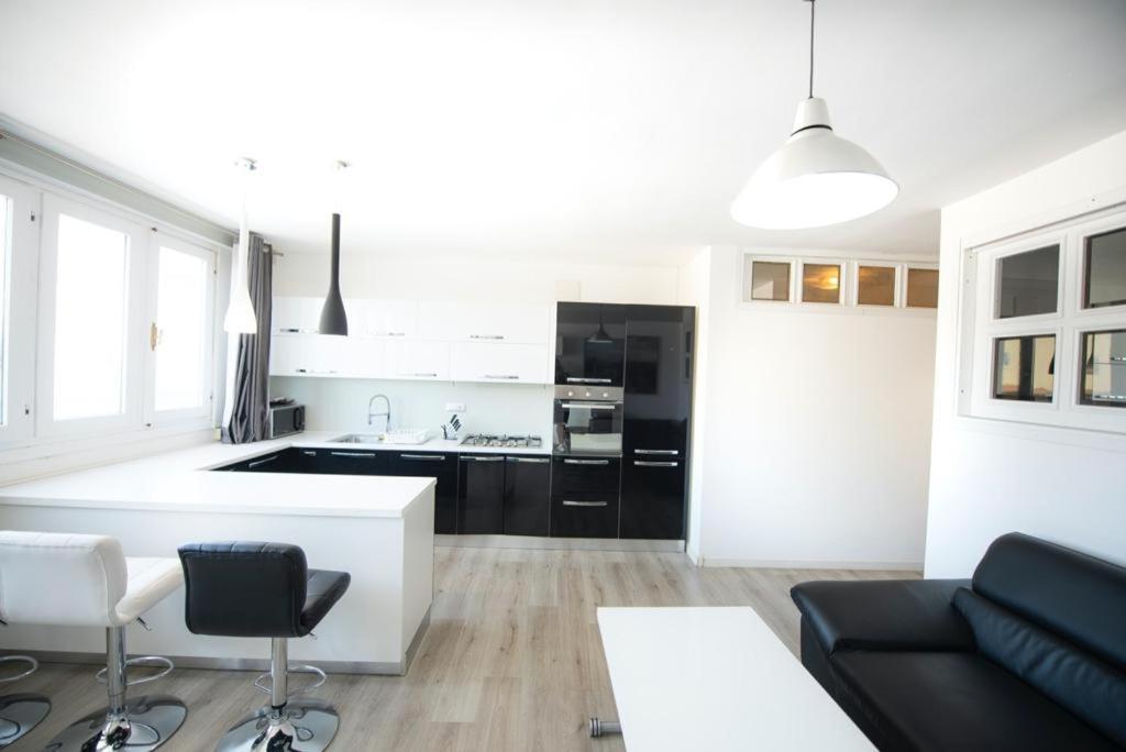 Loft 51 Apartment ออลเบีย ภายนอก รูปภาพ
